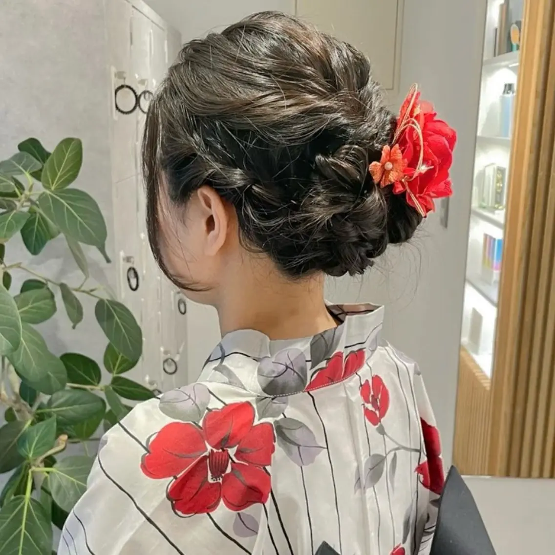 ヘアアレンジ ダブルカラー,透け カラーHINARIのヘアスタイル
