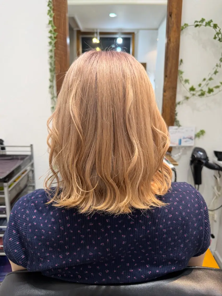 ミディアム 福島 柚菜のヘアスタイル