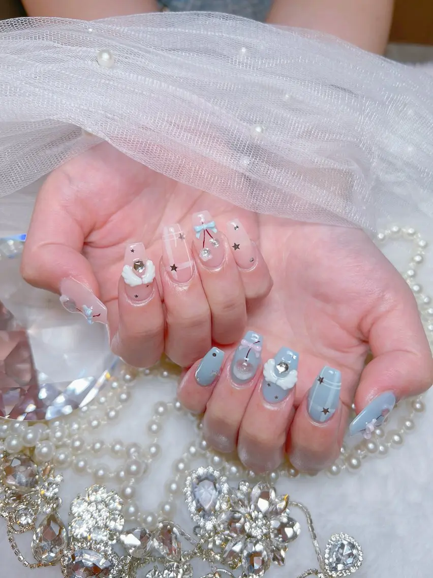 ネイル アートネイル オーロラネイル チークネイル 長さ出し フットネイル Miya _nailのネイルデザイン