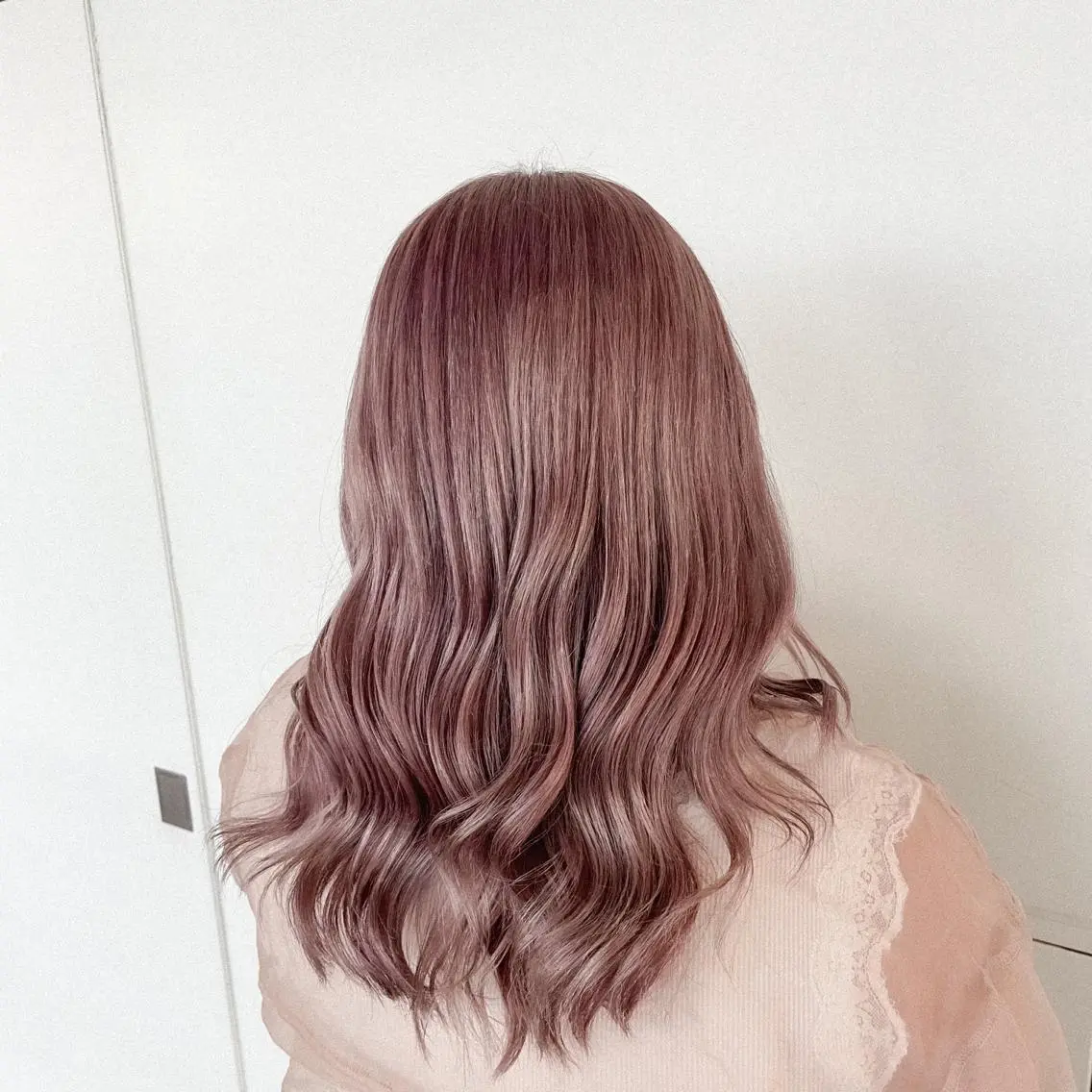 ミディアム カラー 落合 美穂のヘアスタイル
