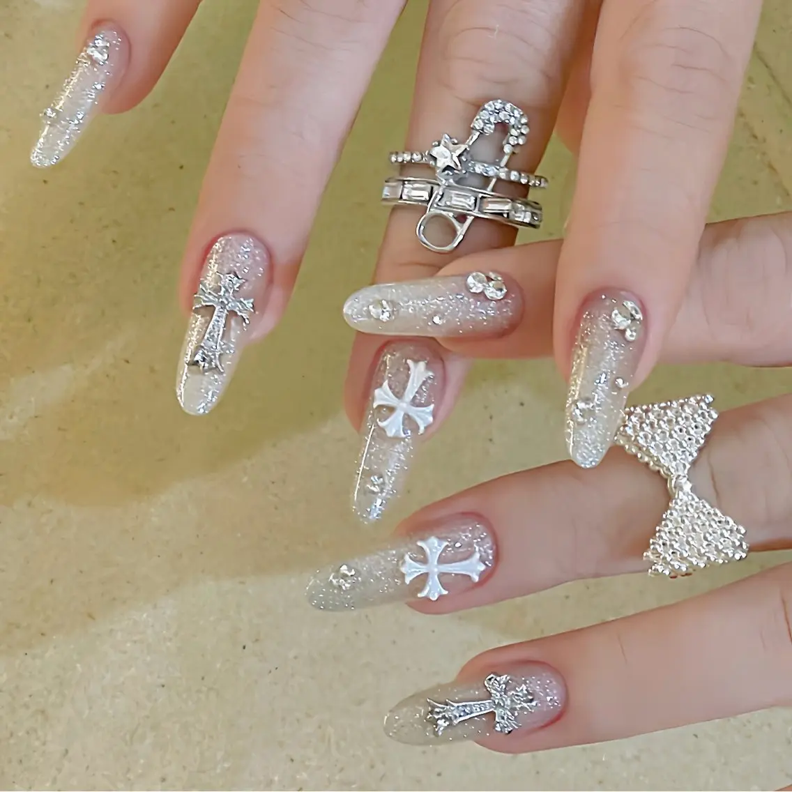 ネイル VV  Nail salonのネイルデザイン