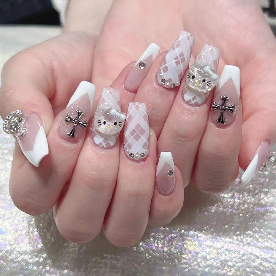 ネイル Queen's ゆなのネイルデザイン