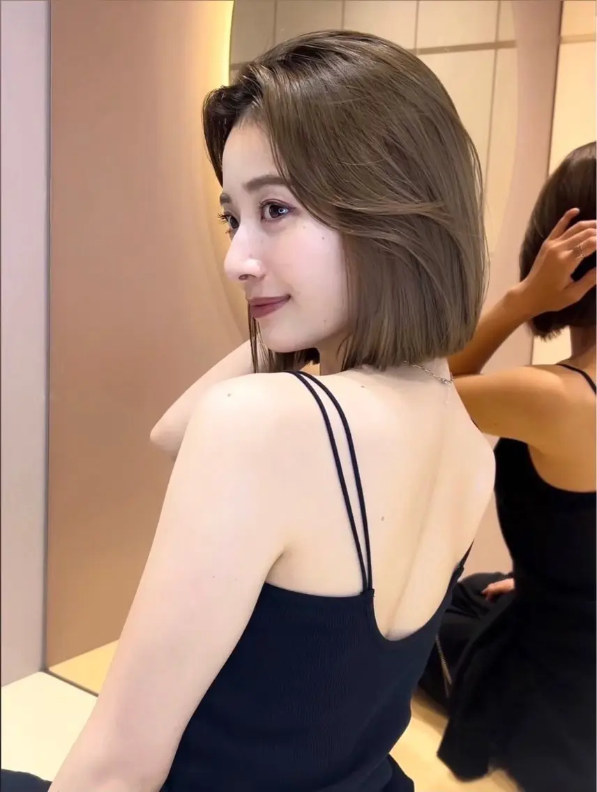 ミディアム カラー GLROW 大宮 ANNEXのヘアスタイル
