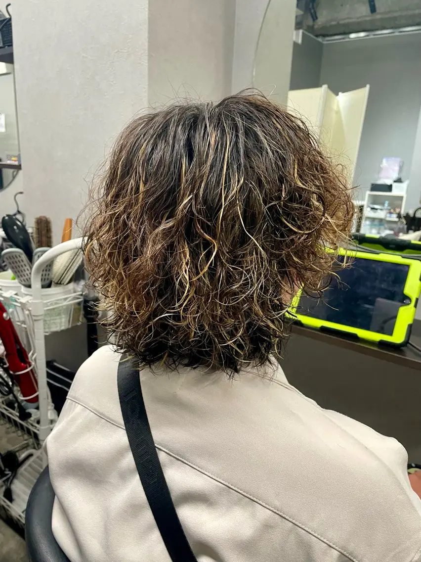 ミディアム カラー パーマ メンズ カット パーマ ヘアセット 🌻ミラクル美容師 🌻✨クッポ✨のヘアスタイル