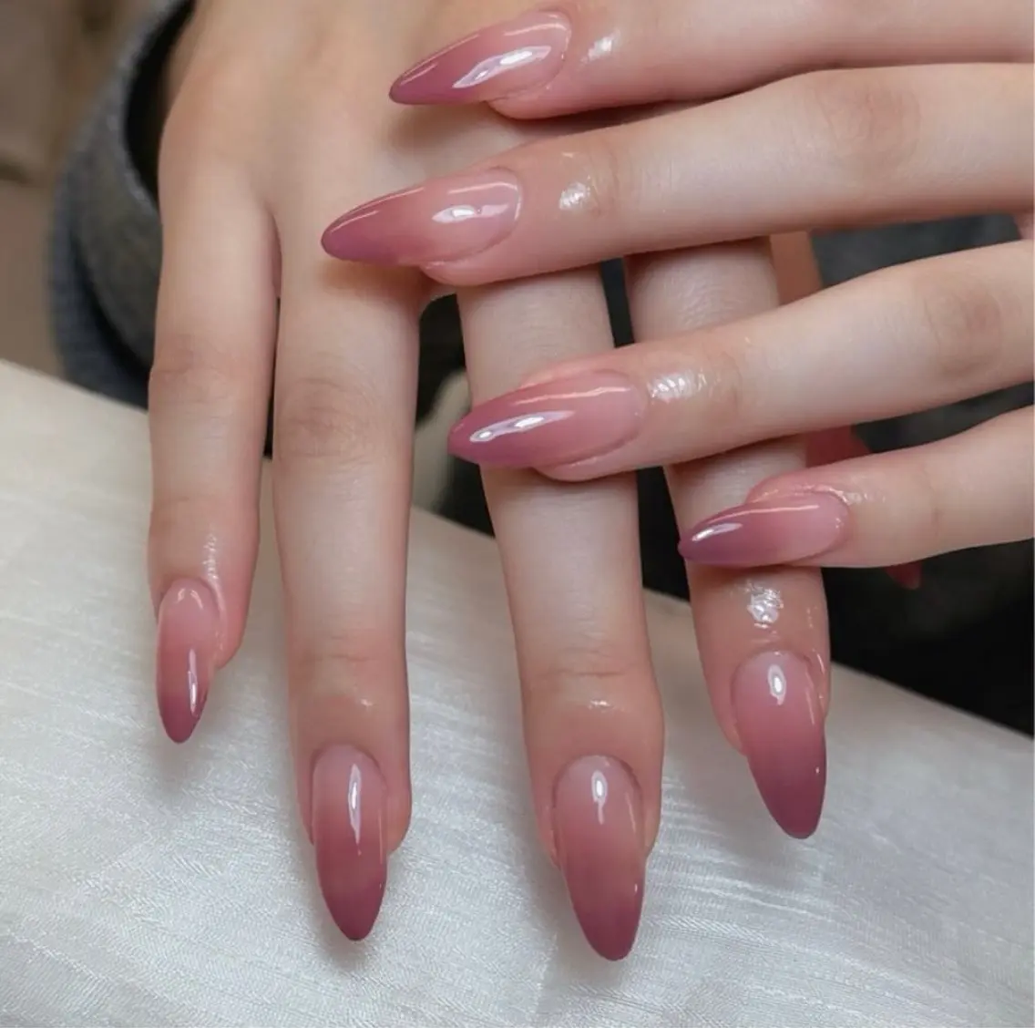 ネイル アートネイル オーロラネイル チークネイル 長さ出し フットネイル ハンドネイル 銀河_ Chan nailsのネイルデザイン