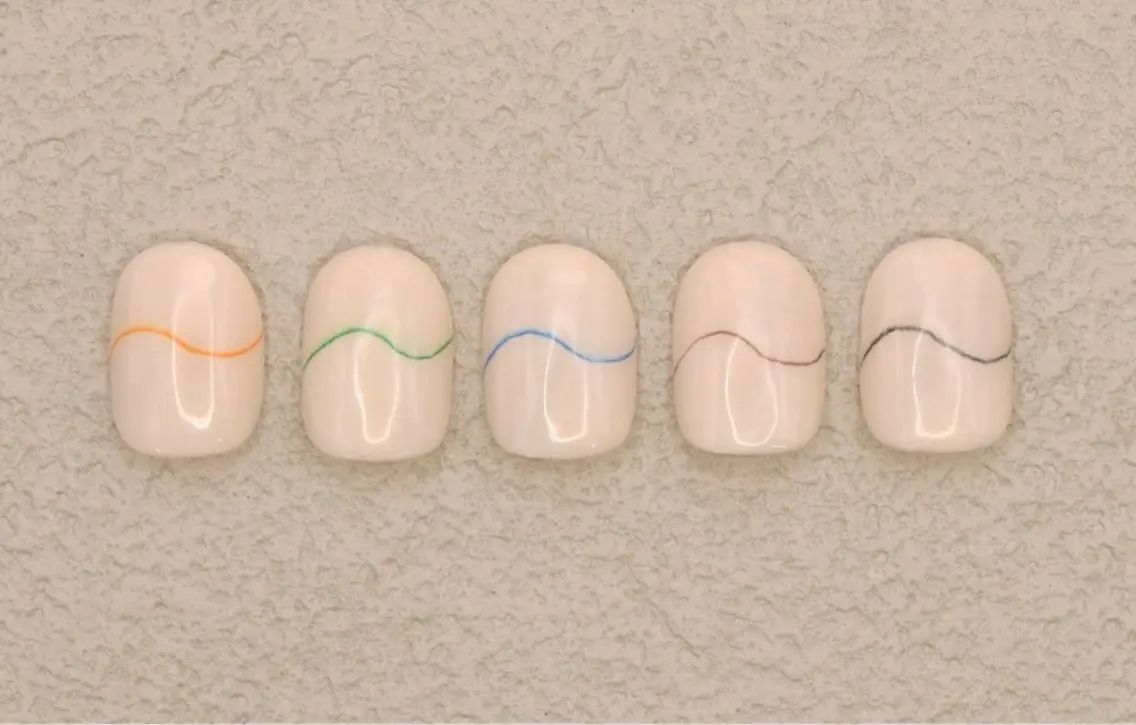 ネイル ゆら 練習生💅🏻のネイルデザイン