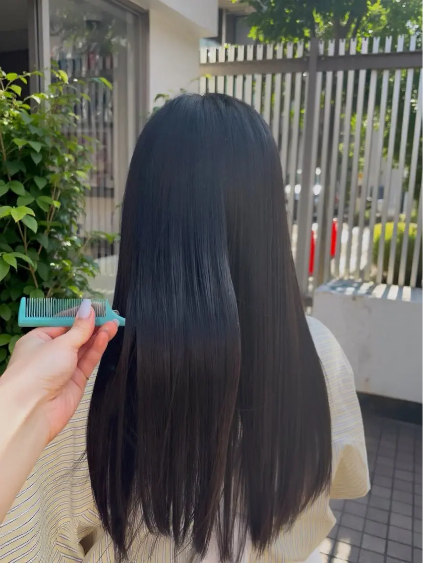 ロング トリートメント 縮毛矯正 透明感カラー🌱 🍑Kotone🍑のヘアスタイル