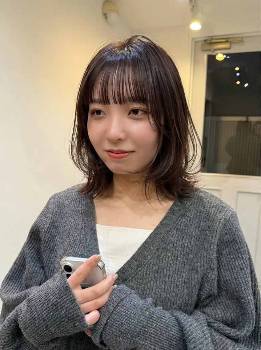 ミディアム カラー 透明感カラー グレージュ ラベンダーカラー ラベンダーグレージュ ラベンダーグレー 似合わせレイヤー、 透けカラー/杉本花のヘアスタイル