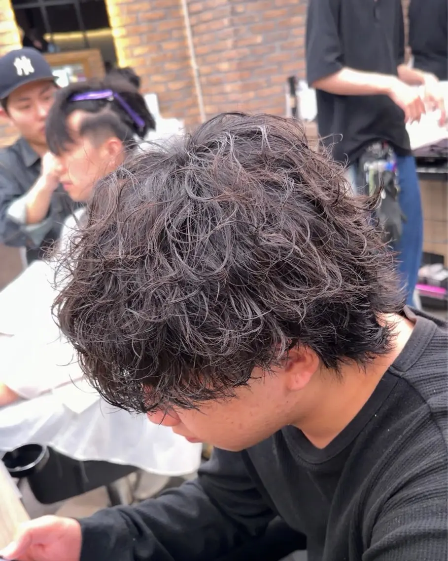 ショート カラー パーマ ヘアアレンジ メンズ キッズ カット パーマ 波巻き/シャドウ/ 特化 福田朝輝のヘアスタイル