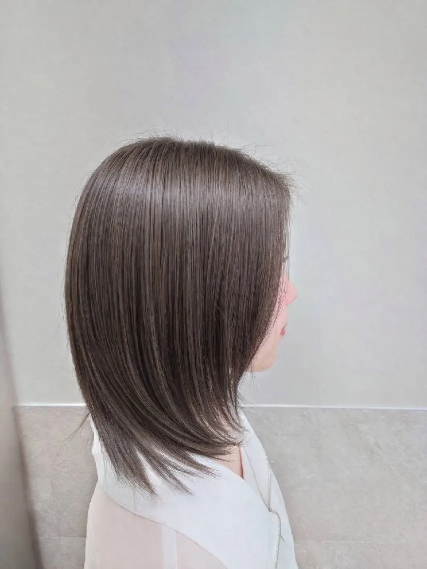 ミディアム ケアカラー 縮毛矯正✨艶髪 シノハラ✨髪質改善のヘアスタイル