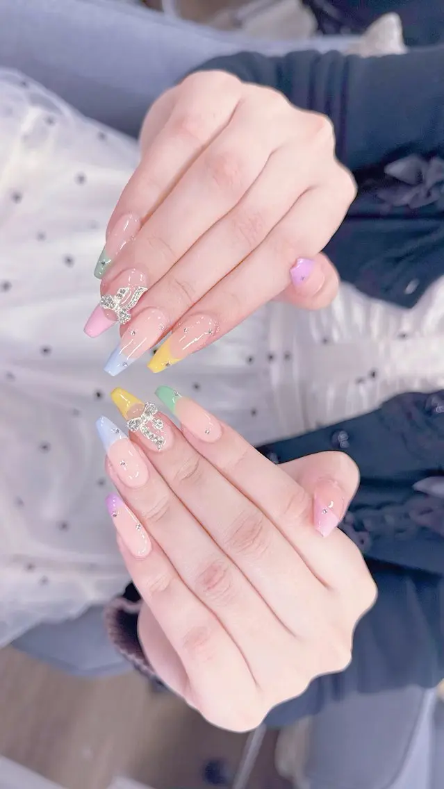 ネイル 成人式 フレンチネイル グラデーション 韓国ネイル ミラーネイル Lya Nail Salonのネイルデザイン