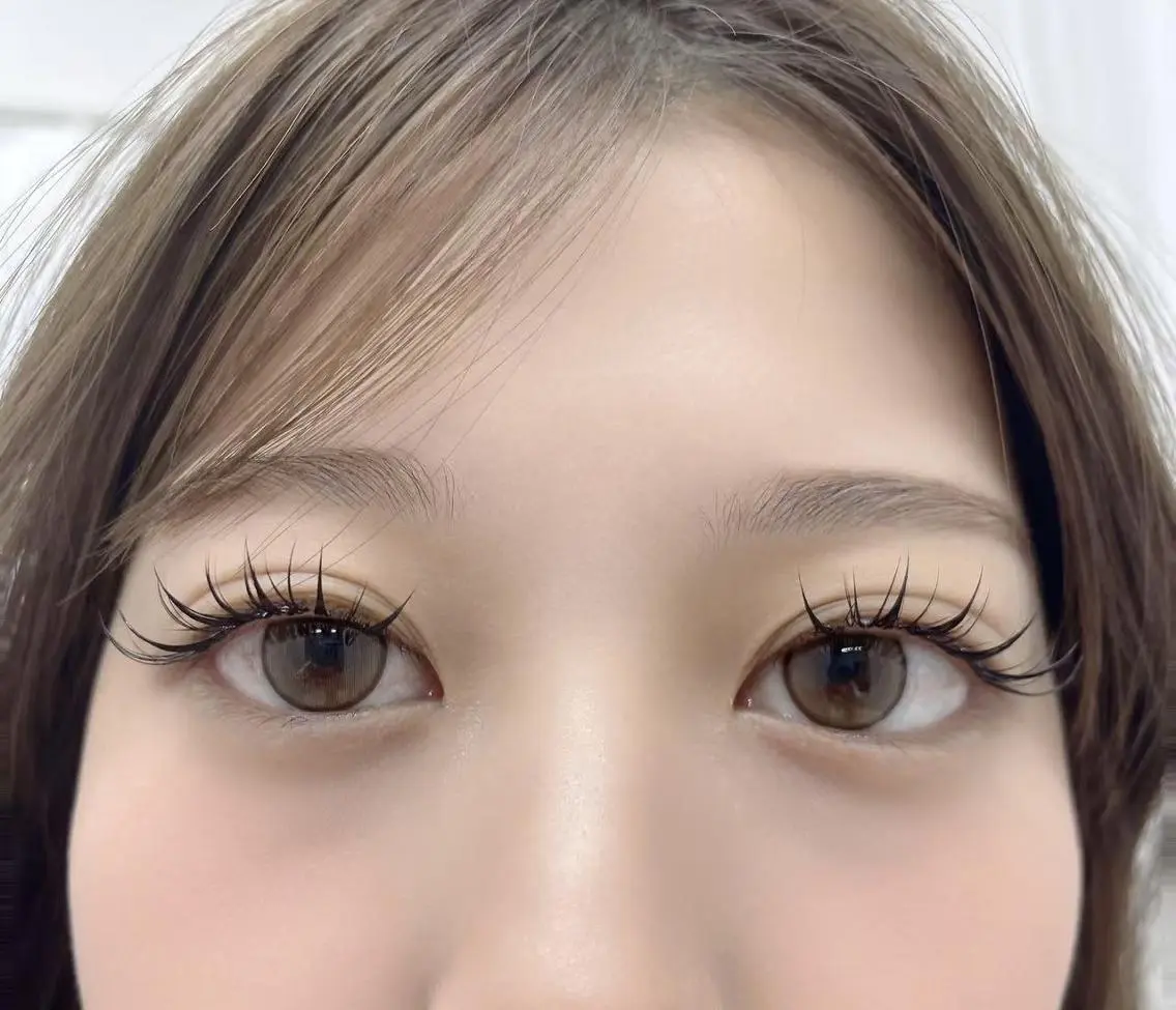 マツエク・マツパ バインドロック 束感まつ毛 フラットラッシュ 韓国風マツエク 下まつげエクステ Haru💖Eye lash🌻日暮里店のマツエク・マツパデザイン