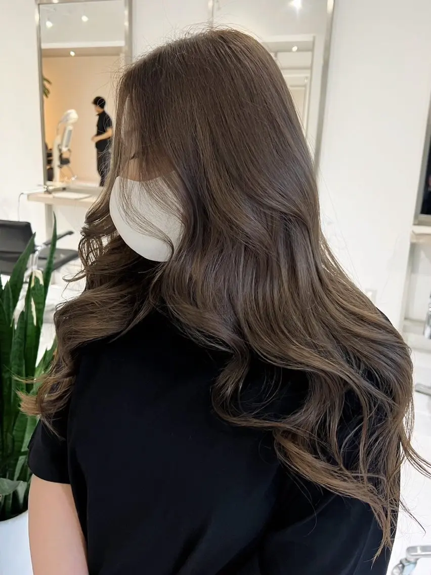 カラー グレージュ ヘアカラー YOLO/ HANAのヘアスタイル