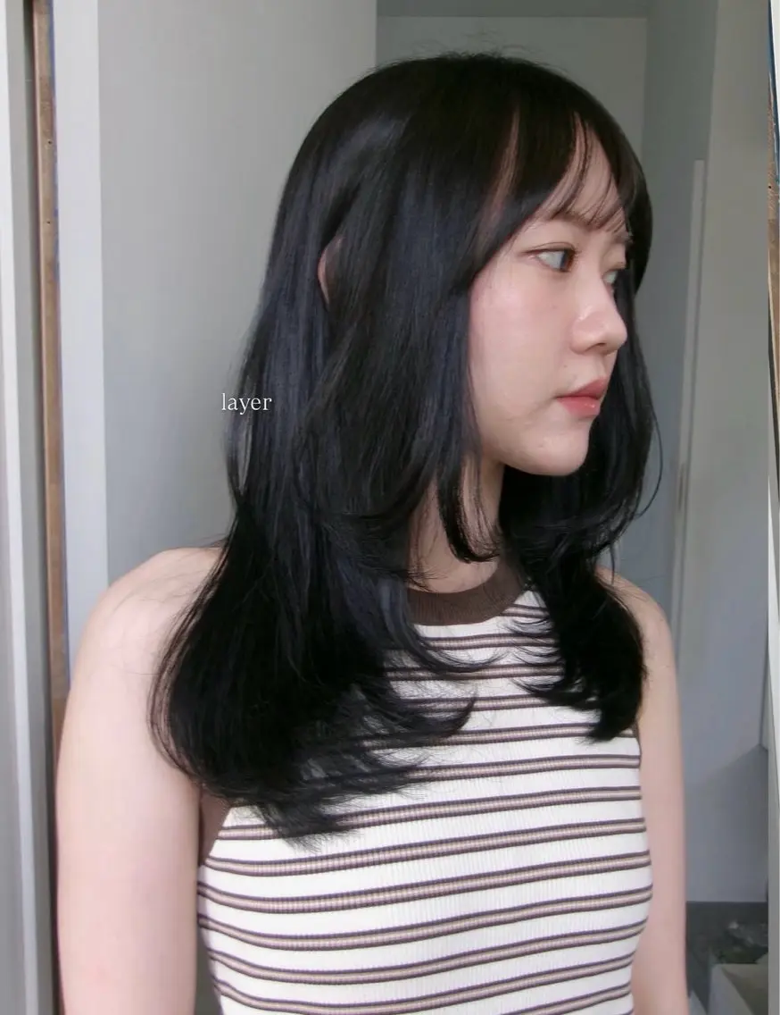 セミロング ヘアカラー トリートメント 透明感カラー ／emiのヘアスタイル