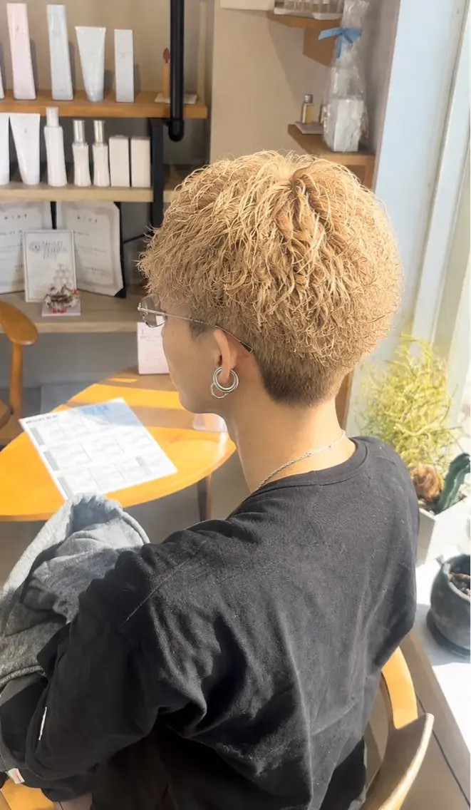【メンズカット無料🌟】スパイキーショート＋ワンブリーチの写真