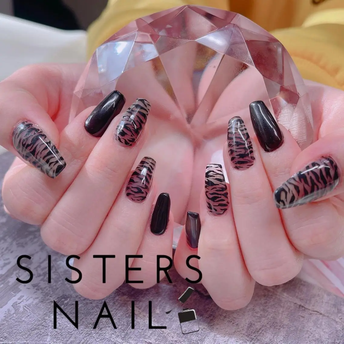 ネイル アニマル柄 アートネイル スカルプネイル ハンドネイル ハンドケア sisters nail.fのネイルデザイン