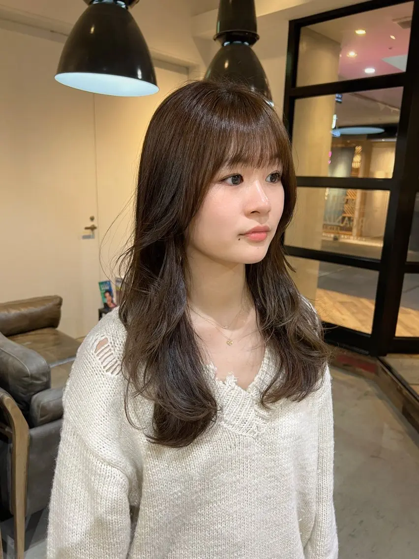 ロング カラー ベージュカラー 韓国風ヘア レイヤーカット beleefric 🩵チセのヘアスタイル