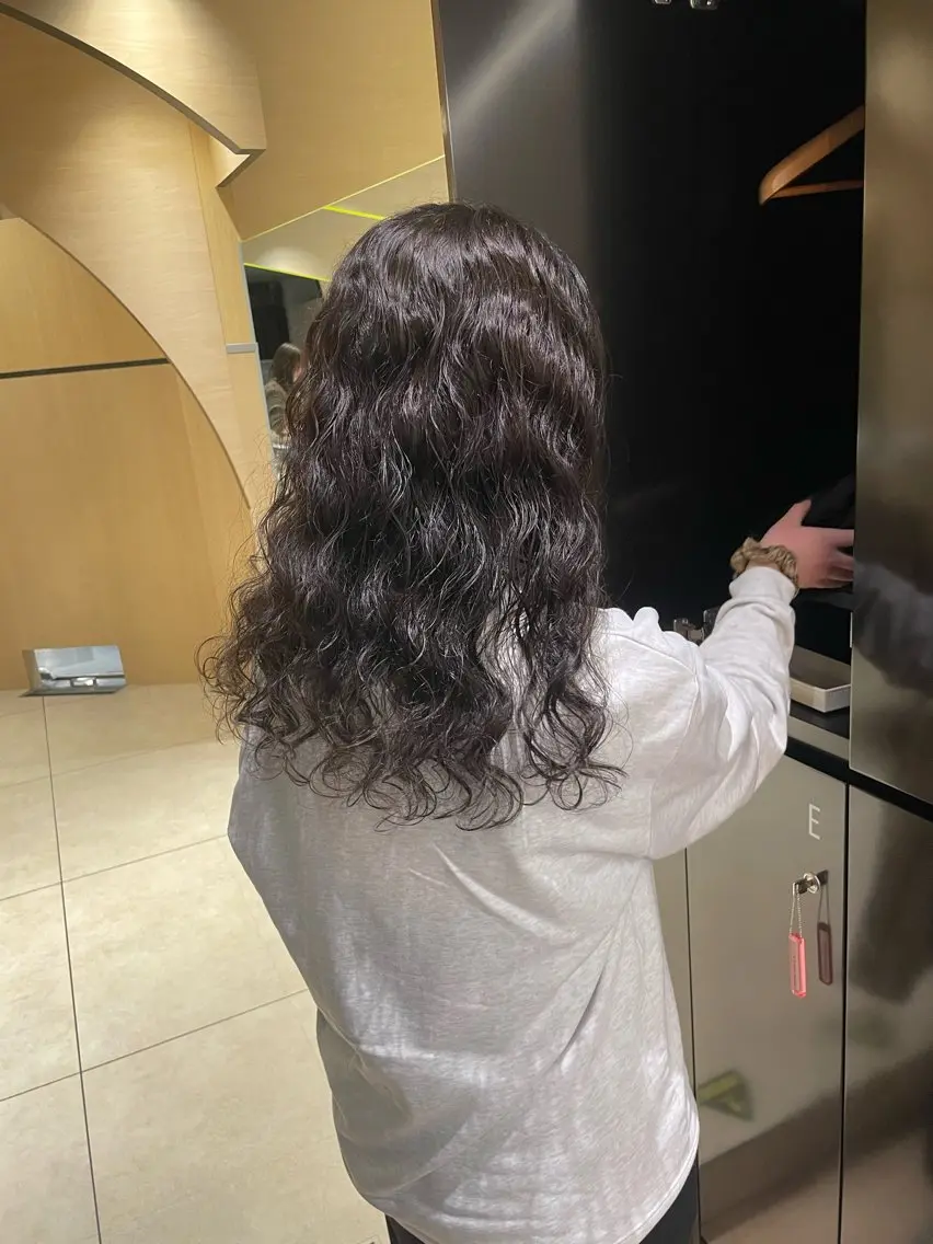 ロング カラー パーマ グレージュ ロング 8HAIR / MAYUのヘアスタイル