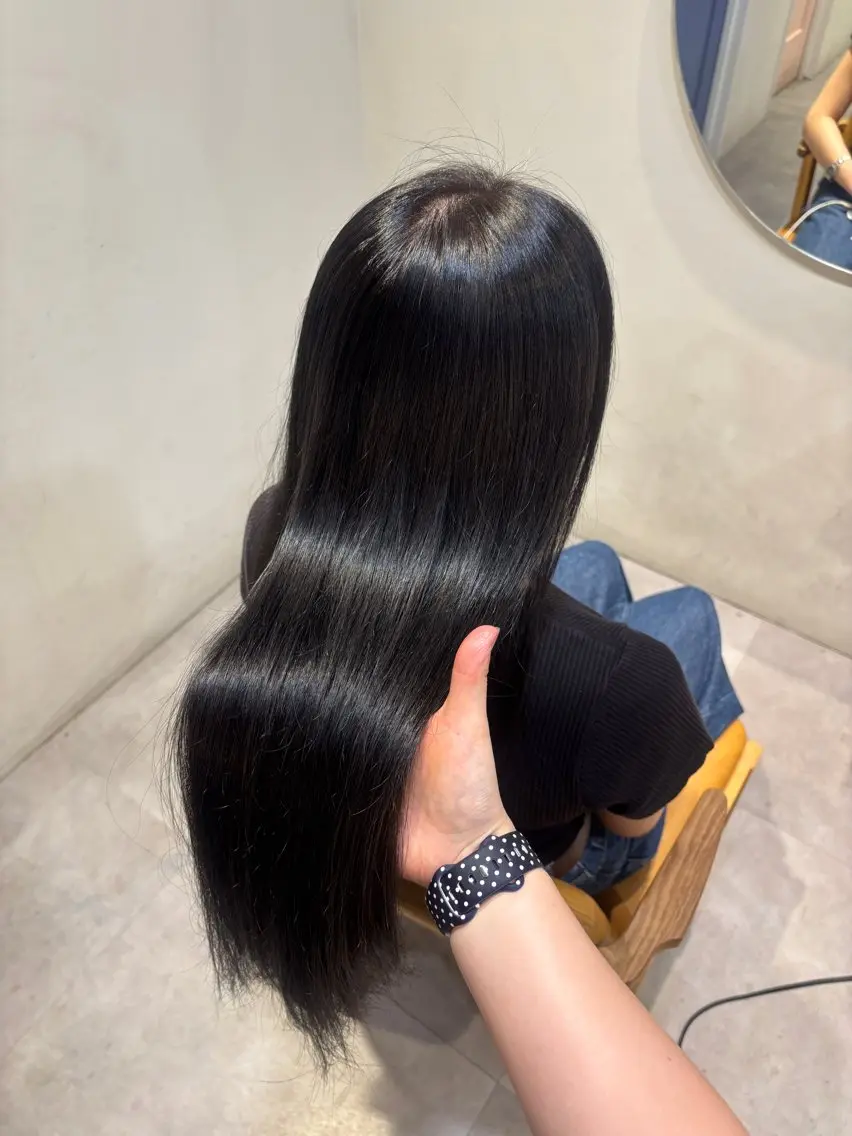 セミロング ヘアカラー トリートメント roka ʜᴀʀᴜᴋᴀのヘアスタイル