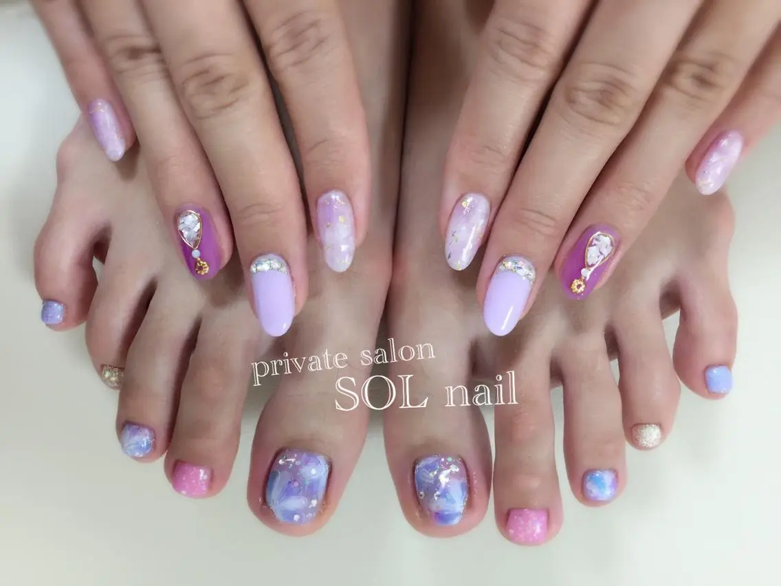 ネイル ハンドネイル フットネイル SOL NAILのネイルデザイン