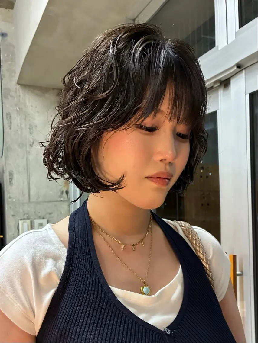 ショート パーマ カット パーマ トリートメント wewe: momoeのヘアスタイル