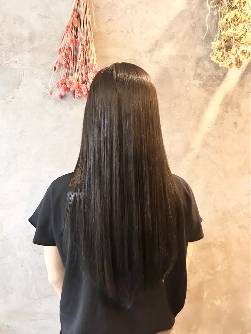 ロング 濵﨑 理奈のヘアスタイル