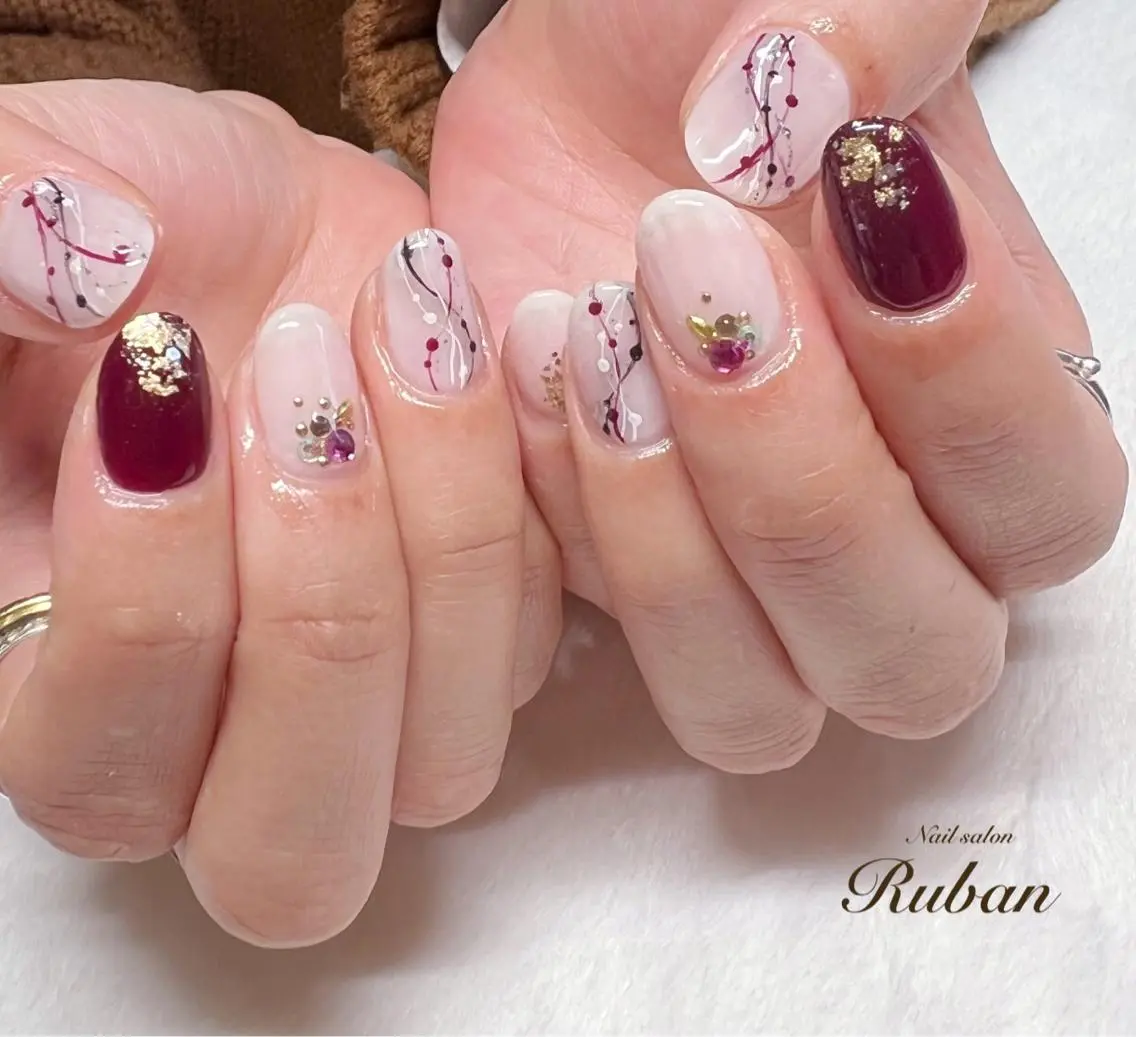 ネイル ボルドー 成人式 ブライダルネイル Nail salon Rubanのネイルデザイン