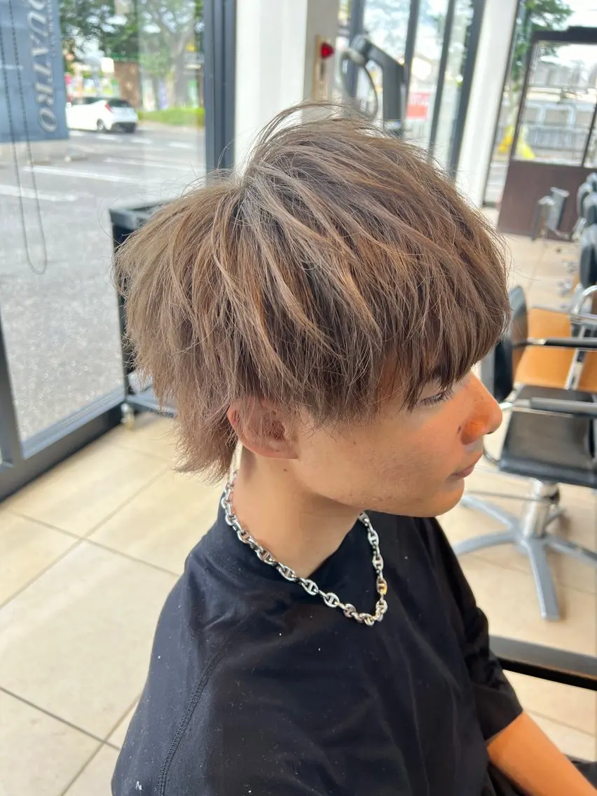 カラー メンズ グレージュ OPERA 赤塚のヘアスタイル