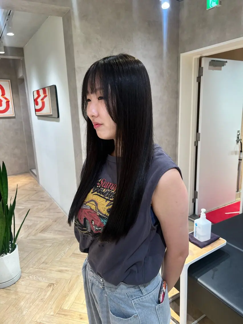 ロング カラー 茂木 未海のヘアスタイル