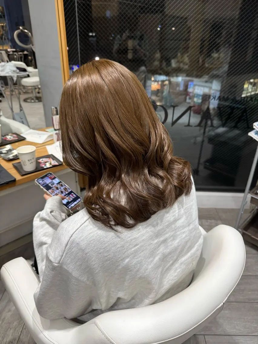 ミディアム カラー ベージュカラー ブリーチ 透明感カラー ブリーチなしカラー オリーブベージュ ヘアカラー AVANCE.ens 広島袋町店ayuのヘアスタイル