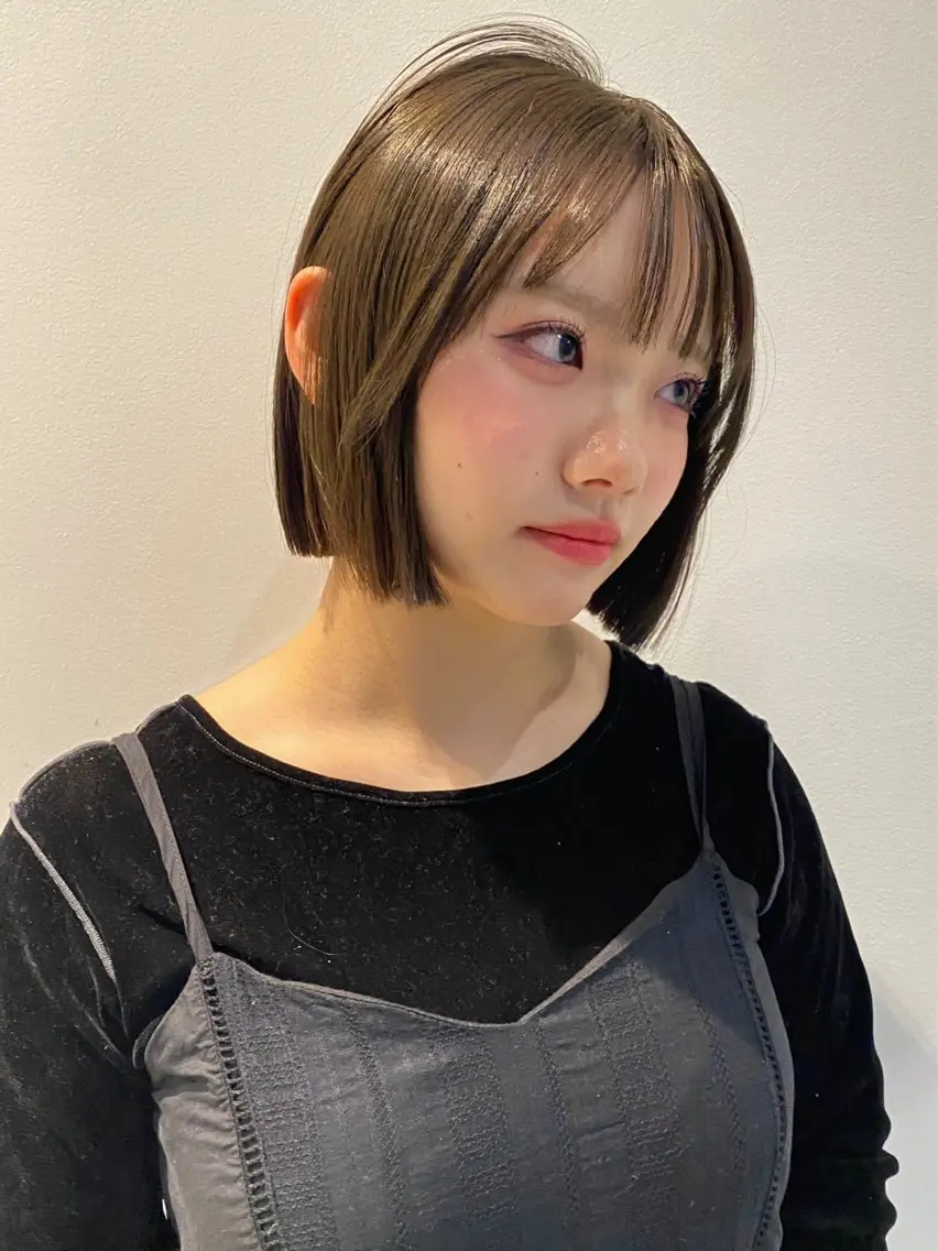 ショート カラー ベージュカラー オリーブベージュ カット ヘアカラー トリートメント mai / linoah˚✧のヘアスタイル