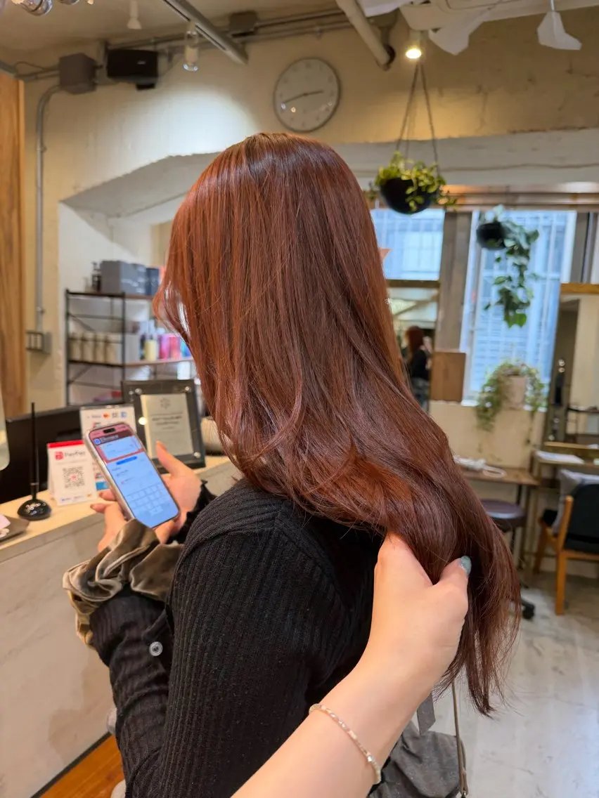 ロング カラー カット ヘアカラー momoka Jr.stylistのヘアスタイル