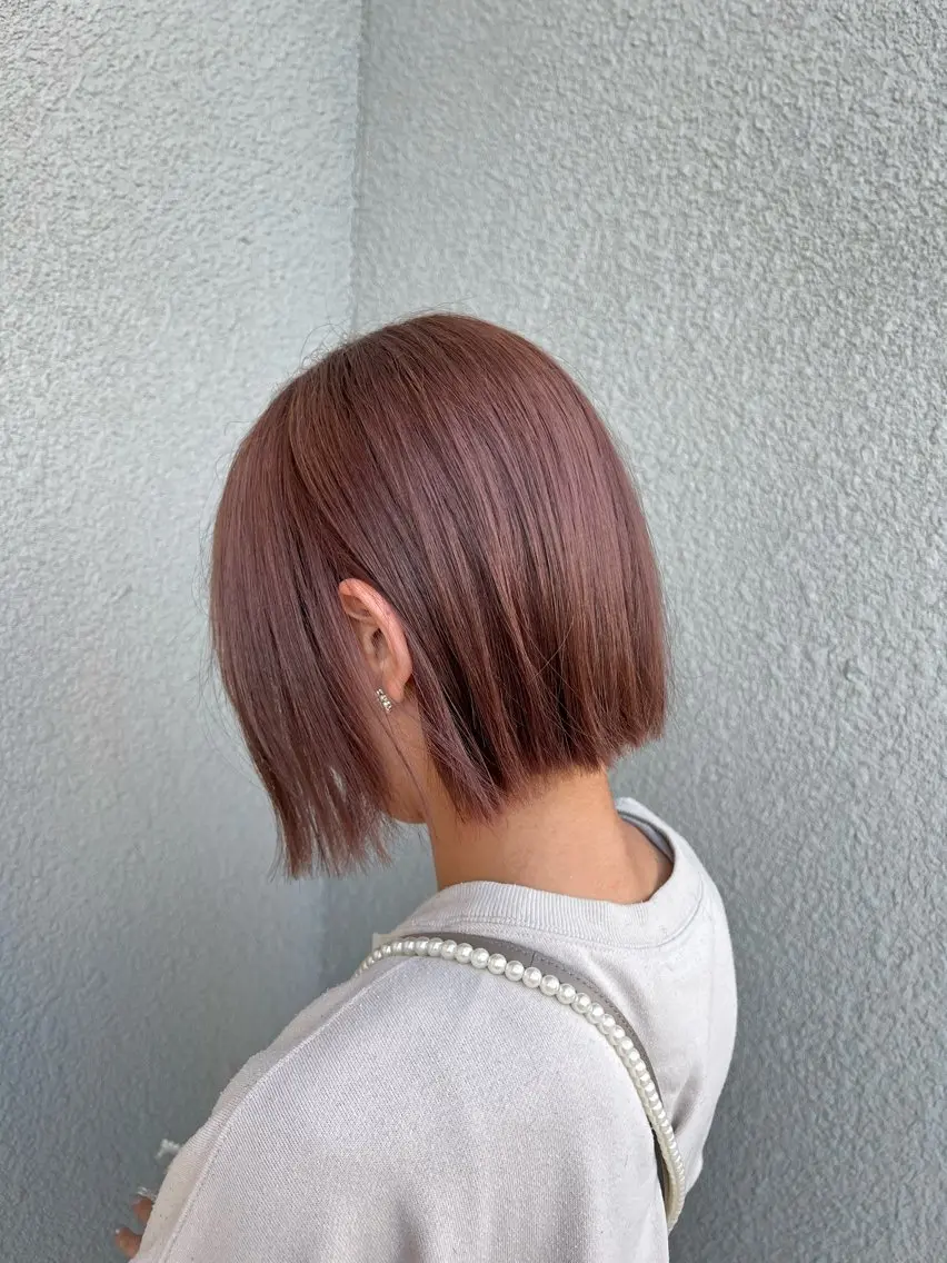 ショート カラー ベージュカラー ピンクカラー ピンクベージュ ボブ カット ヘアカラー トリートメント 今田 飛奈のヘアスタイル