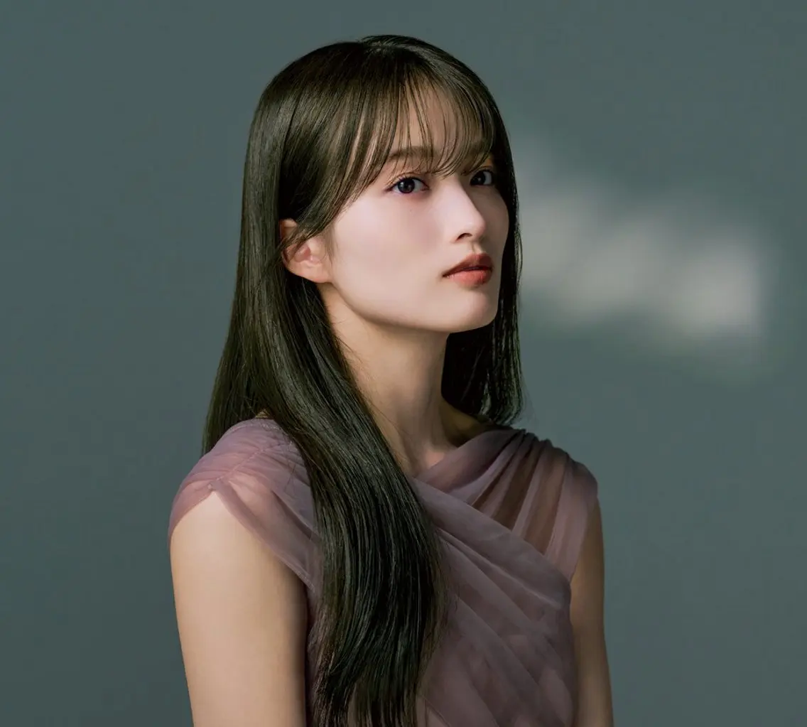 ロング カラー 透明感カラー グレージュ エンゼルス美容室斉間 圭司のヘアスタイル
