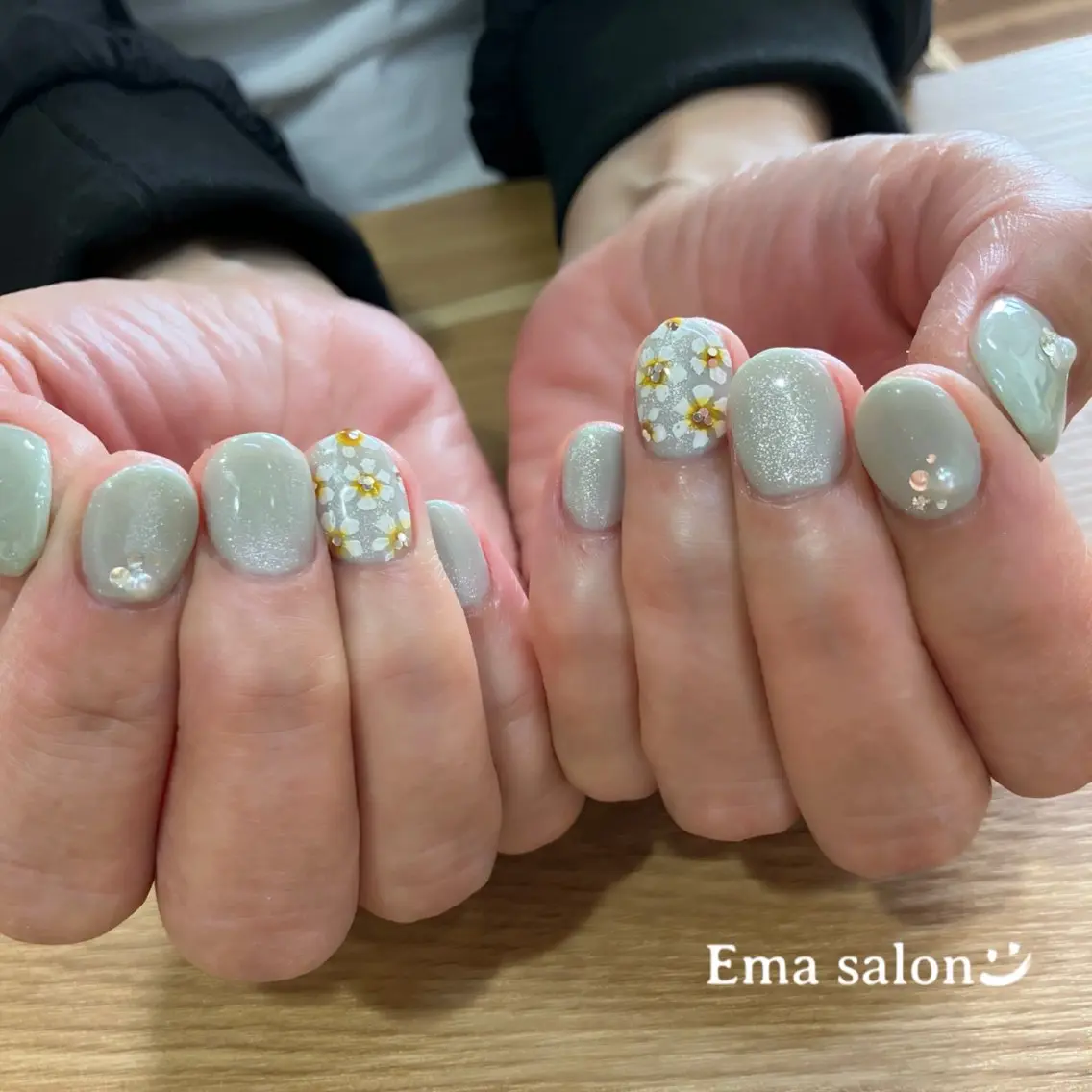 ネイル ハンドネイル Ema salon satomiのネイルデザイン
