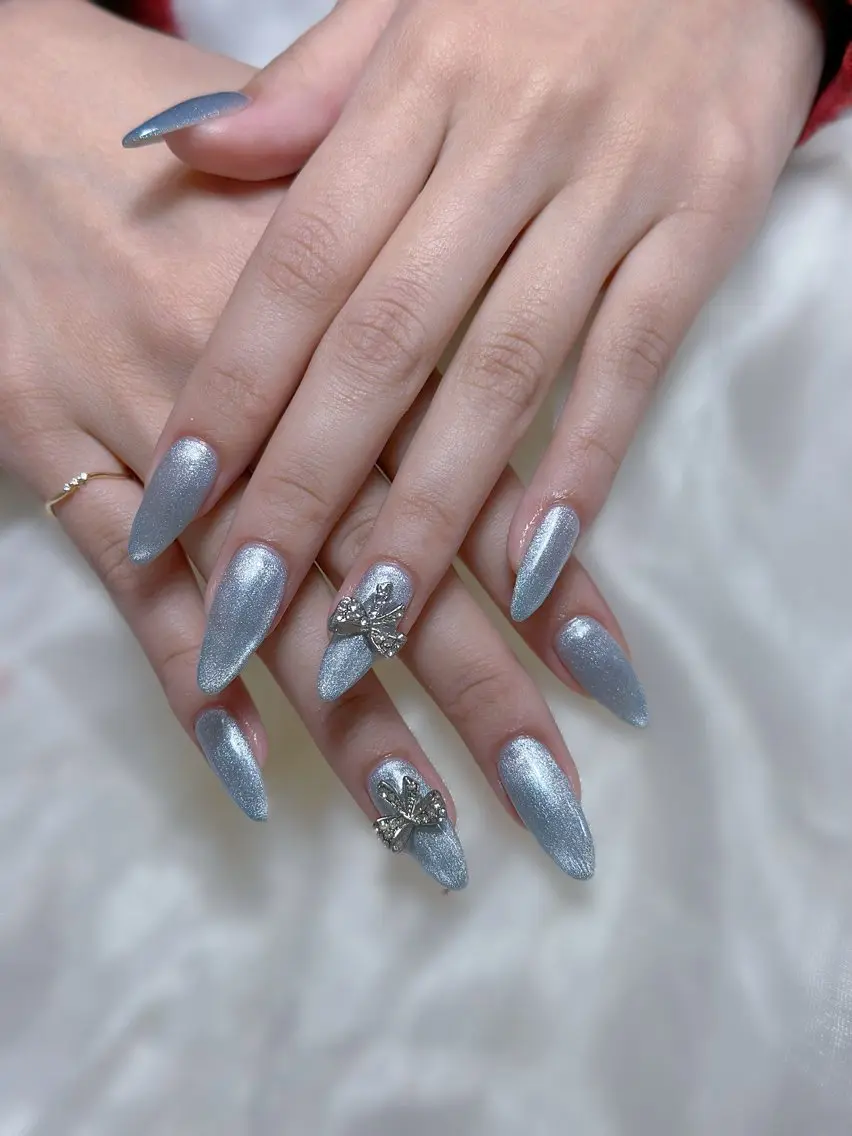 ネイル マグネットネイル ハンドネイル Maggie nailクロのネイルデザイン