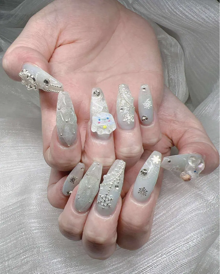 ネイル ハンドネイル Lee Nailsのネイルデザイン