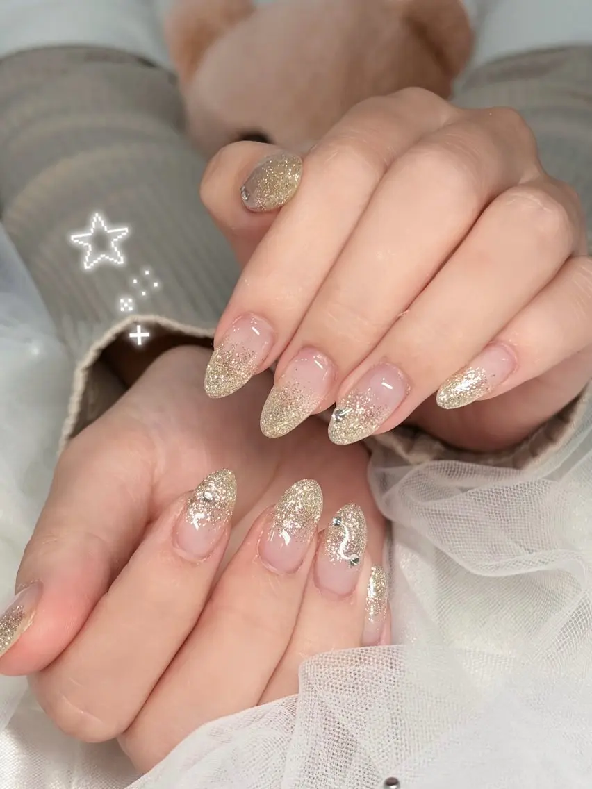 オフ込み🎀【ハンド】ラメグラデーション⭐️⸝⸝¥6,000→¥0の写真