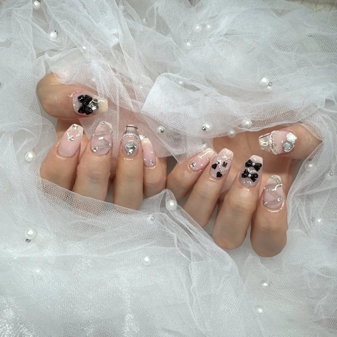 ネイル ハンドネイル ☁️BLITZ 🎀笠原雪音🎀のネイルデザイン