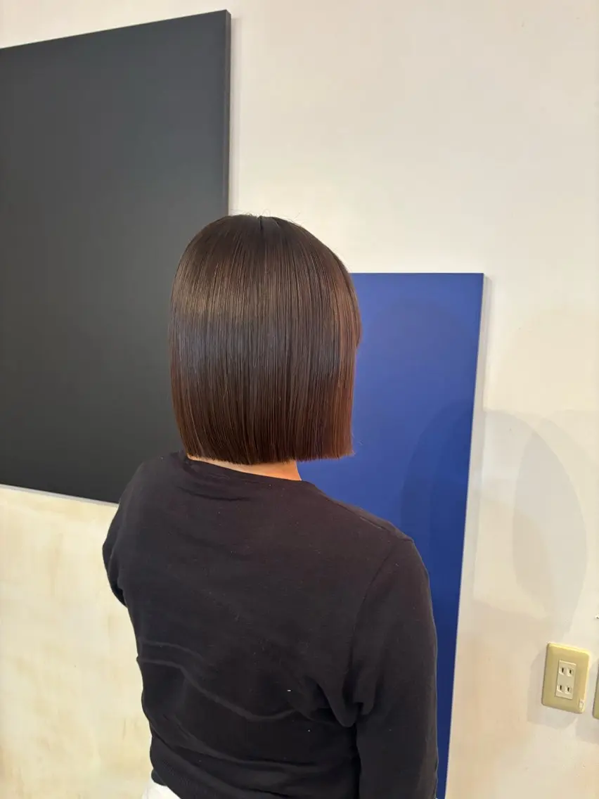ミディアム 小林 花寧のヘアスタイル
