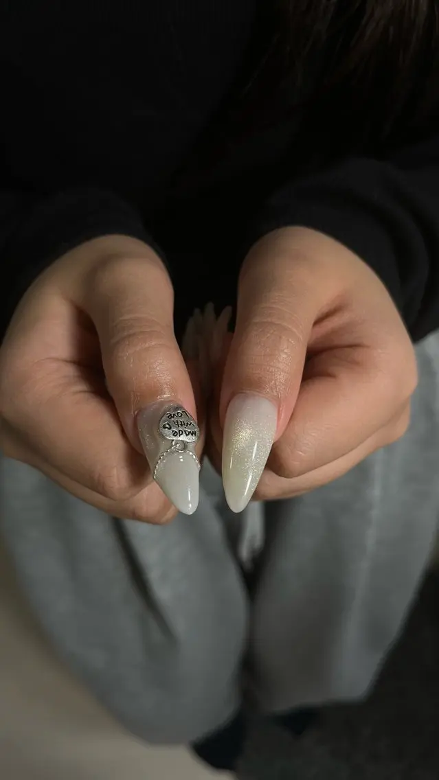ネイル yuno nail🫧のネイルデザイン