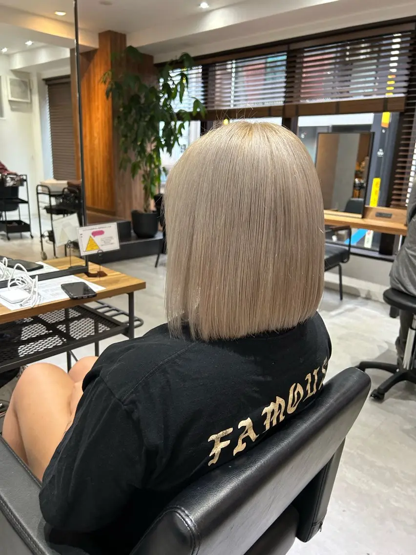 ケア重視🩵【髪質改善inダブルカラー】ケアブリーチ+カラー+補修TR ¥15900の写真