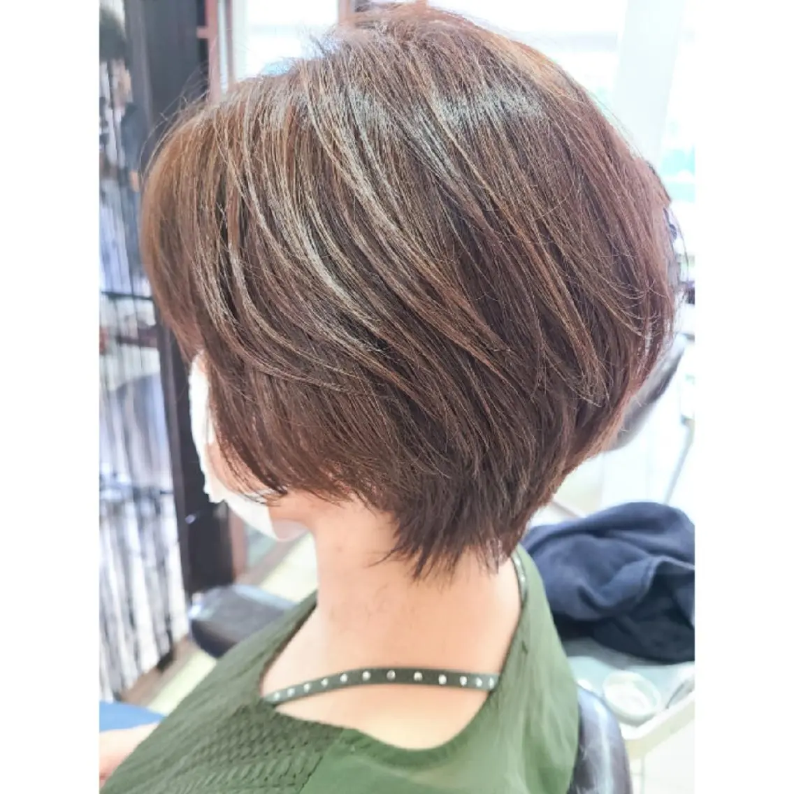 ショート カラー ブリーチ、デザイン  カラー福士直矢のヘアスタイル