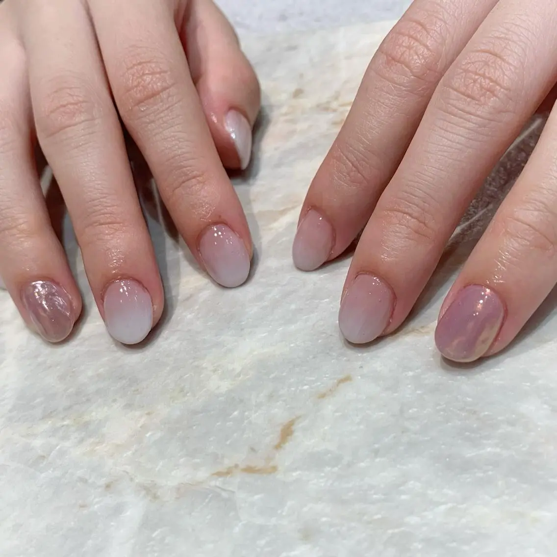 ネイル ミラーネイル ピンク nailAVANCE akariのネイルデザイン