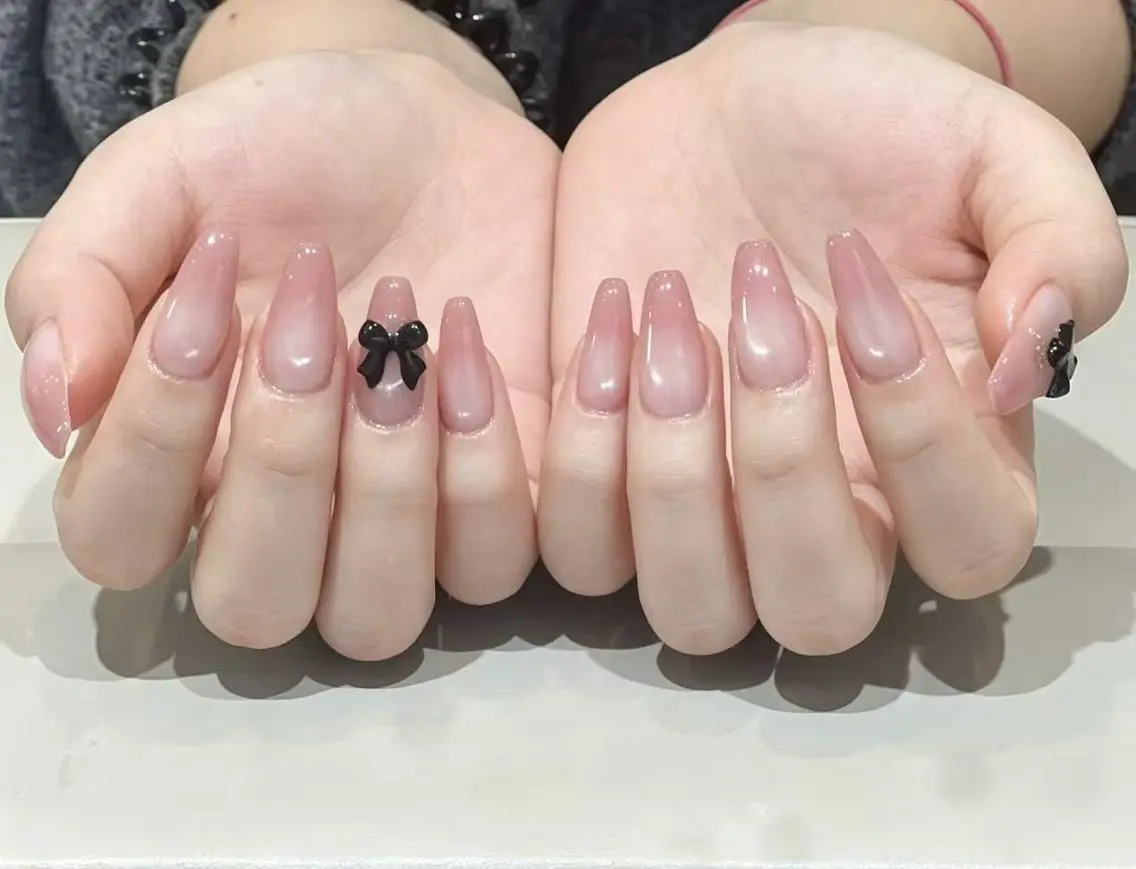 ネイル グラデーション マグネットネイル CHERIR NAILSALONのネイルデザイン