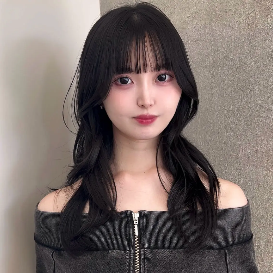 ミディアム カット ヘアカラー トリートメント ヘッドスパ ヘアセット ハッシュカット🖤✨ 顔周り/韓国ヘアのヘアスタイル