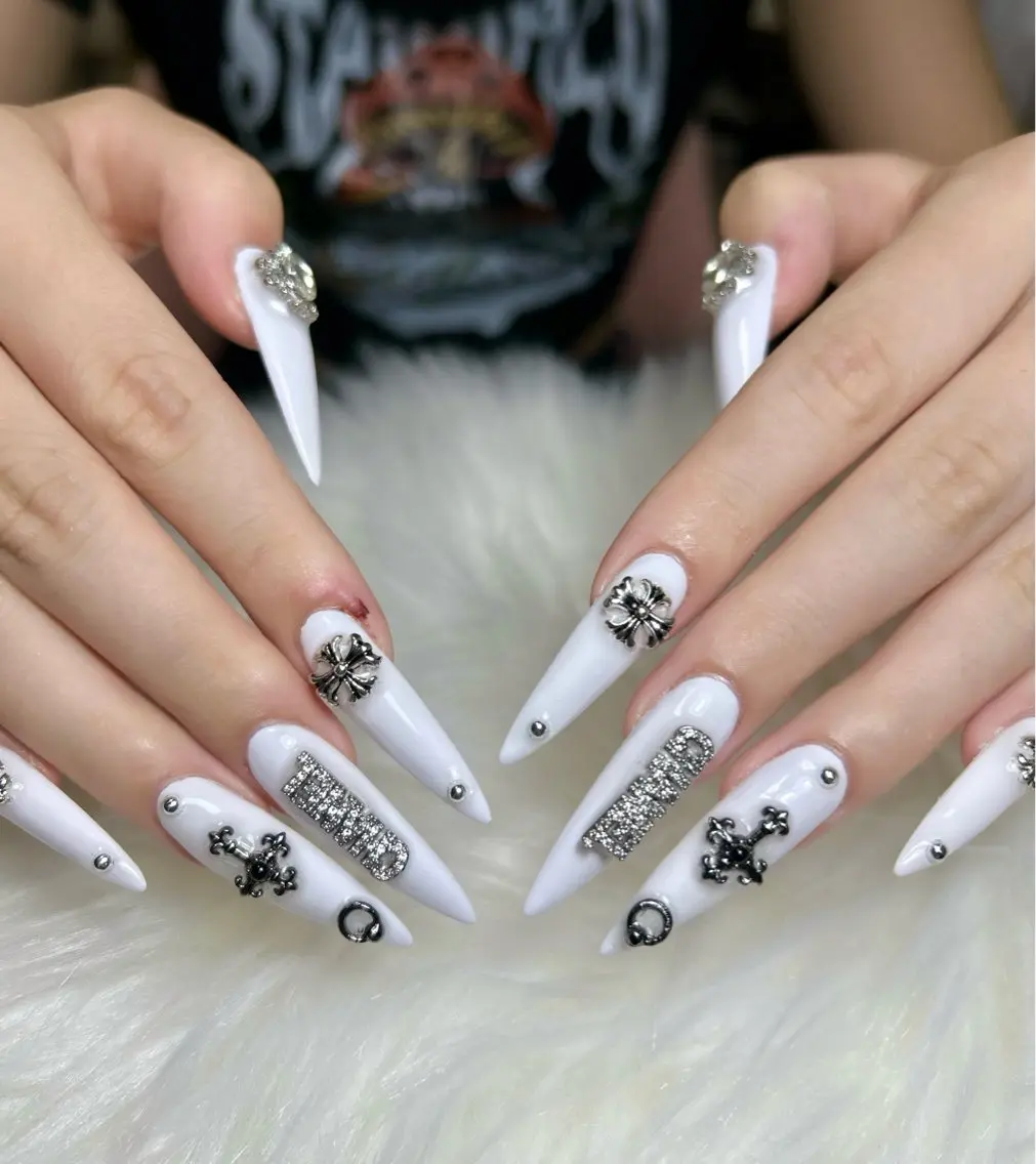 ネイル アートネイル オーロラネイル チークネイル 長さ出し フットネイル Chan nailsのネイルデザイン