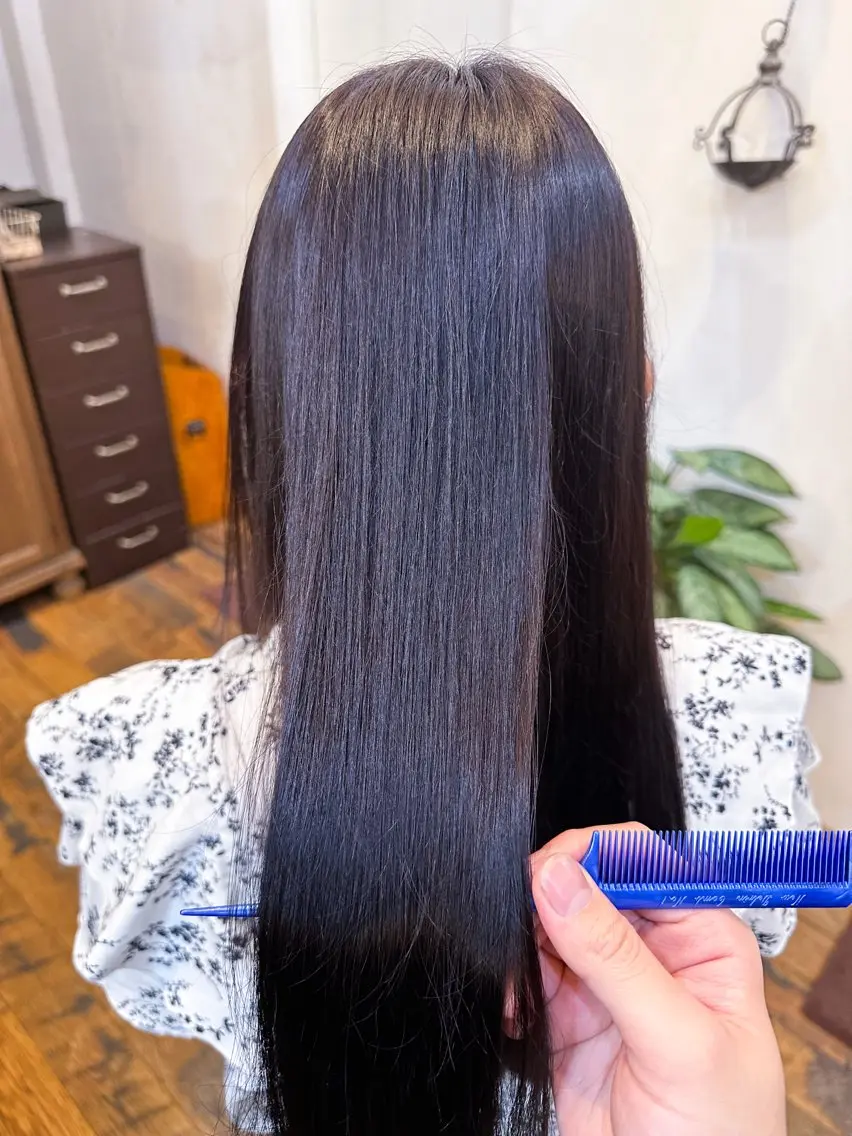 ロング カラー 黒髪 ブリーチ 川口開世 Jr.stylistのヘアスタイル