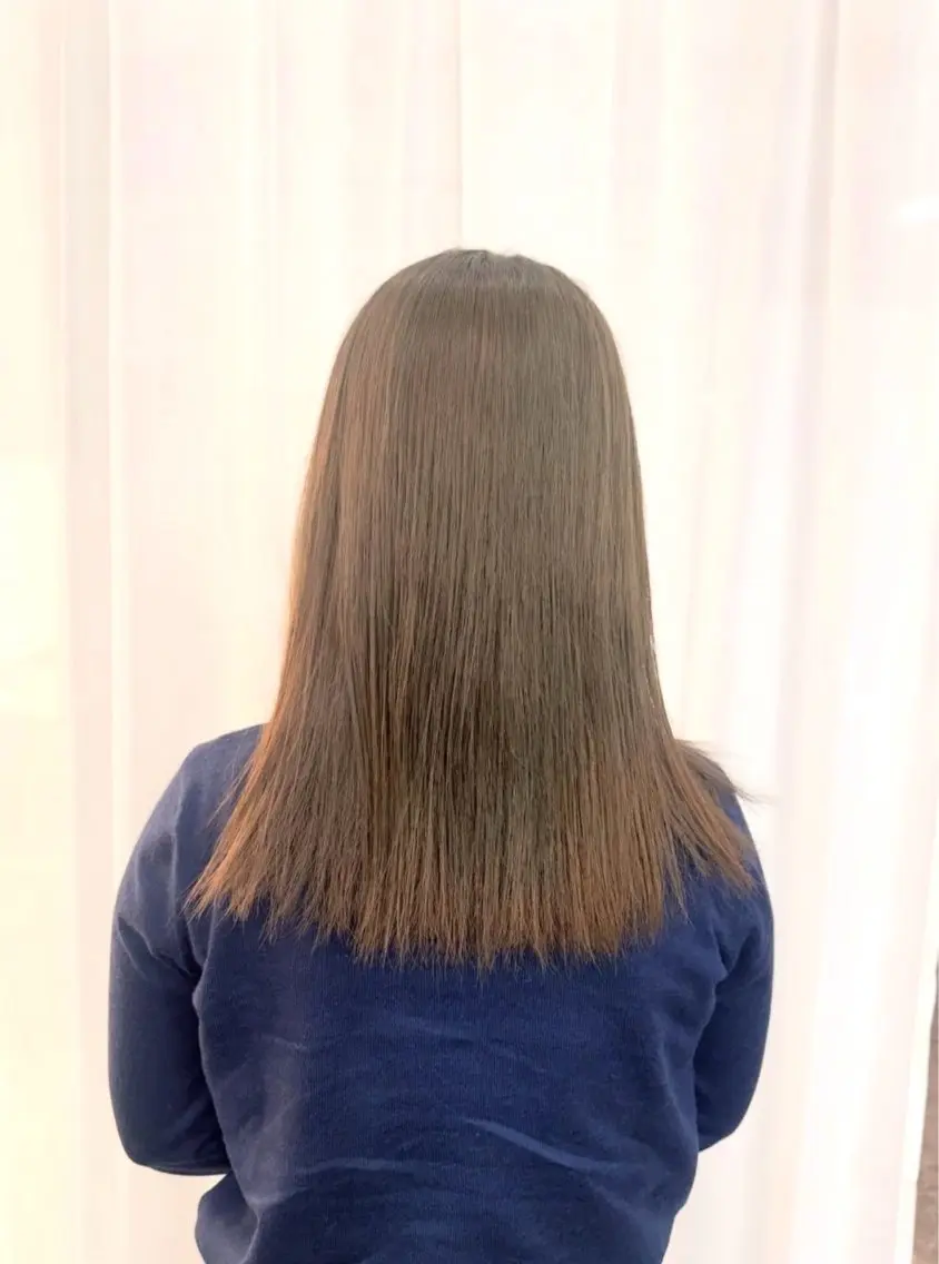 ミディアム カラー キッズ ベージュカラー オリーブベージュ ヘアカラー カラーモデル募集中 🍒misakiのヘアスタイル