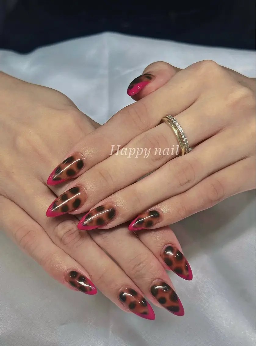 ネイル ハンドネイル HAPPI NAIL CALINのネイルデザイン